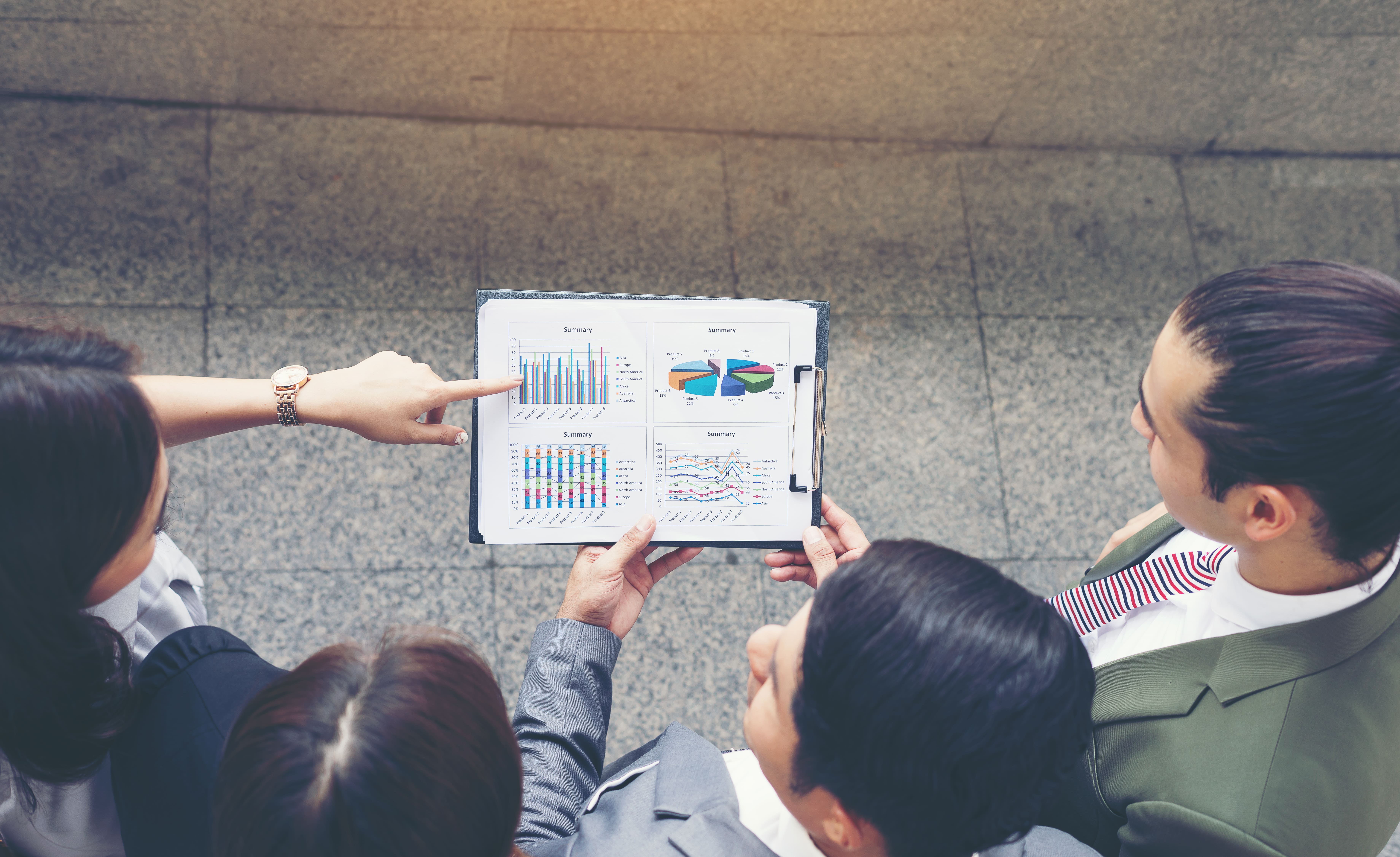 ROE、ROA 能真實反映企業價值嗎？學會用 ROIC 與 WACC 看懂企業真正的價值創造力