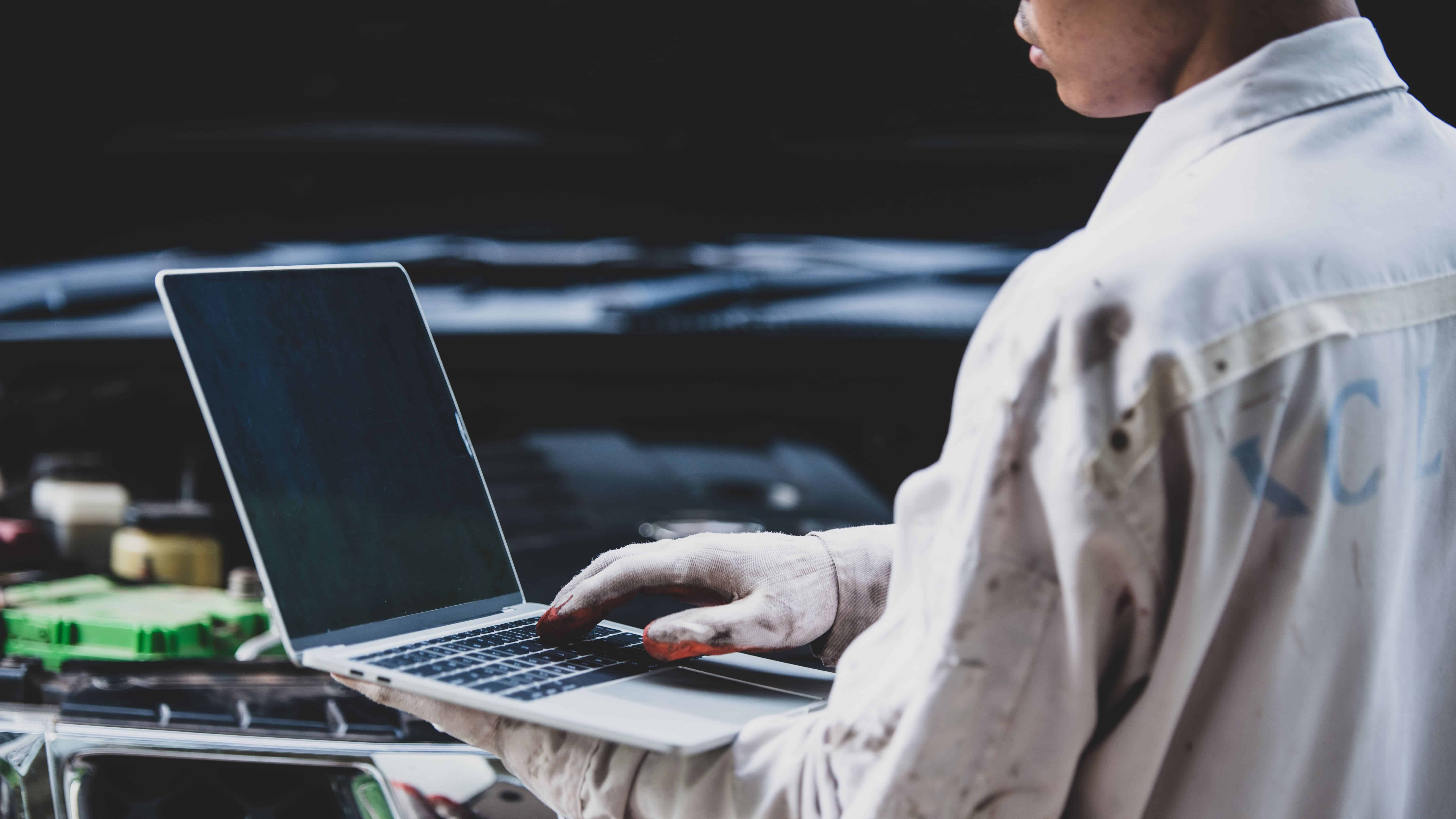 麵粉廠到電腦、IT通路，聯華神通集團的發展歷程及集團型態