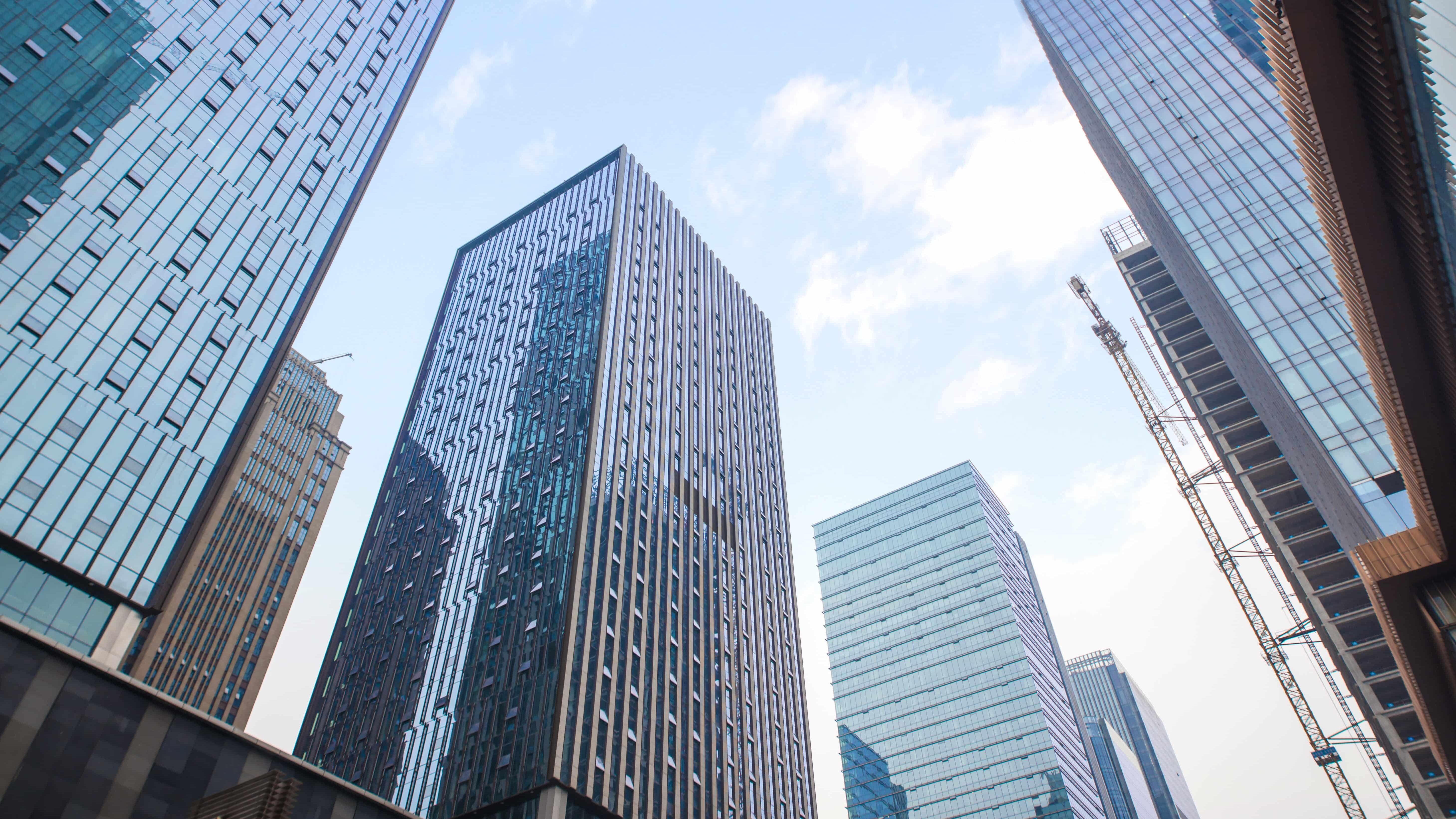 台灣上市產業資本配置與回報效率，從ROIC與WACC評估企業價值創造能力