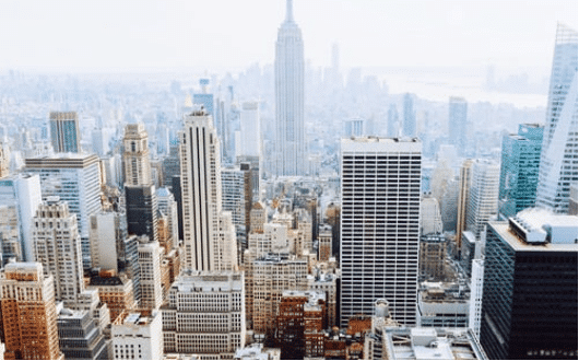 中國房地產企業：信用爆雷