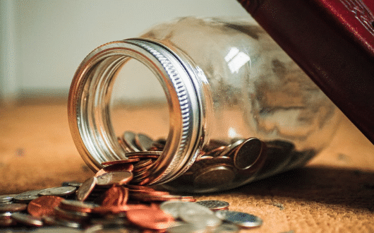 量化投資因子：月營收資訊實證